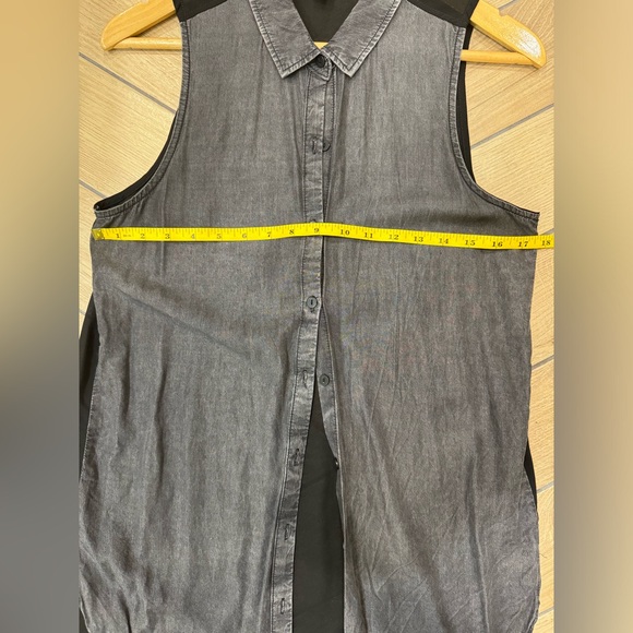 Divided (by H&M) sheer-back collar shirt size 6 - Picture 3 of 4